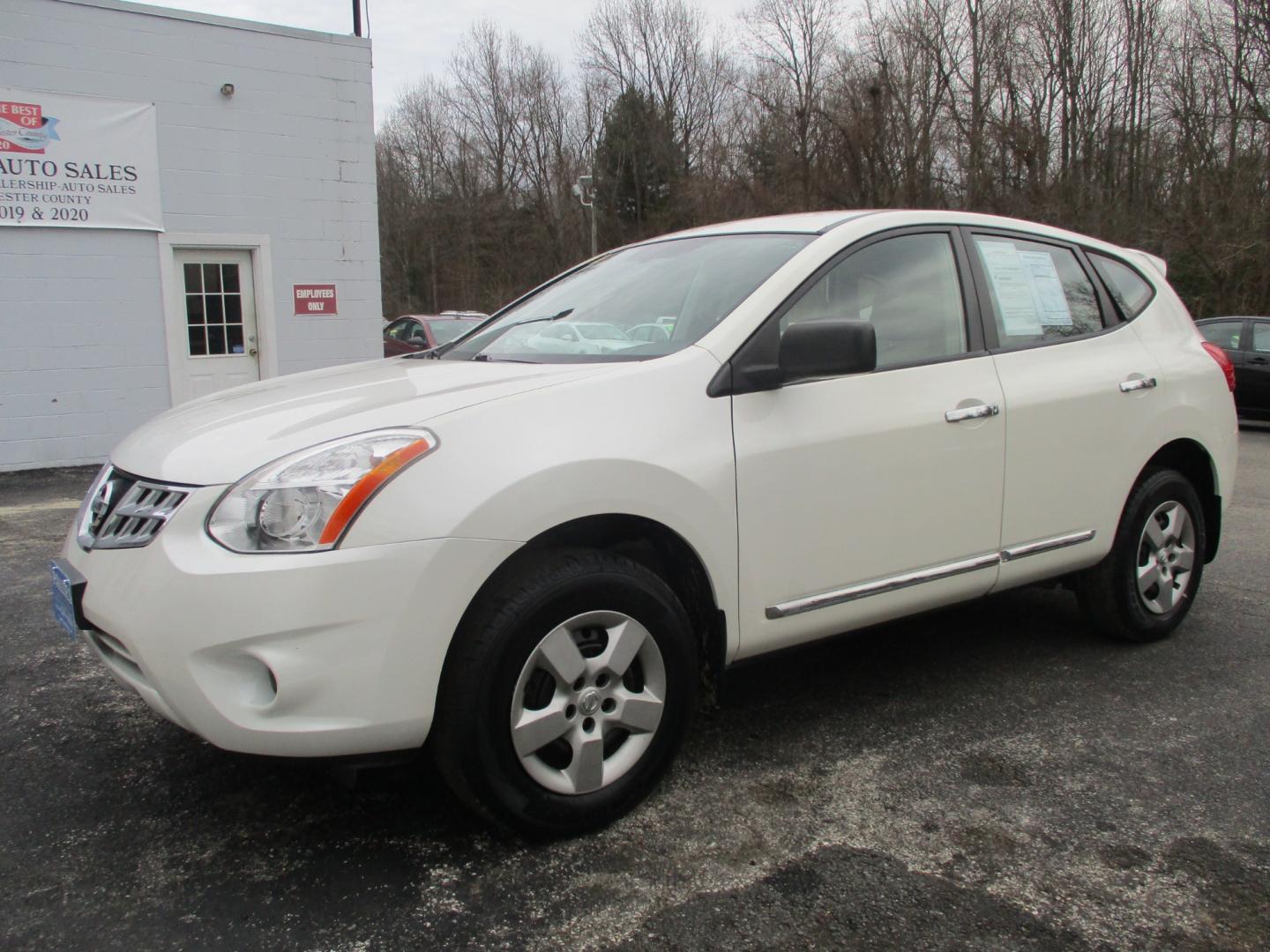 2013 WHITE Nissan Rogue S AWD (JN8AS5MV7DW) with an 2.5L L4 DOHC 16V engine, Continuously Variable Transmission transmission, located at 540a Delsea Drive, Sewell, NJ, 08080, (856) 589-6888, 39.752560, -75.111206 - Photo#1